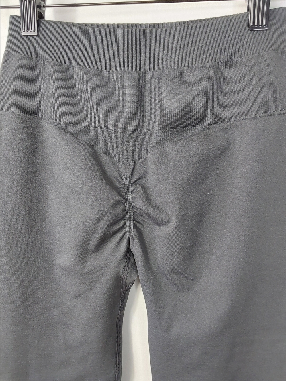 Gymreapers Skull Logo Infinity Athletic Leggings In Flat Gray - Picture 6 of 7